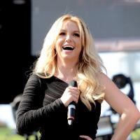 'Britney Spears não precisa de auto-tune', diz produtor do novo disco da estrela