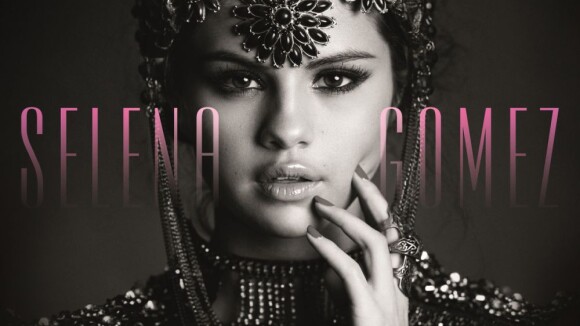 Selena Gomez lança primeiro álbum solo com pegada mais eletrônica