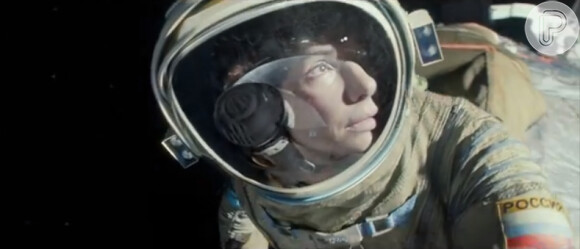Em outubro, Sandra Bullock vai lançar mais um filme, 'Gravidade'. No longa, a atriz vai viver uma astronauta ao lado do galã George Clooney