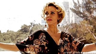 Giulia Gam aponta semelhanças com Dercy Gonçalves: 'No olhar, na risada aberta'