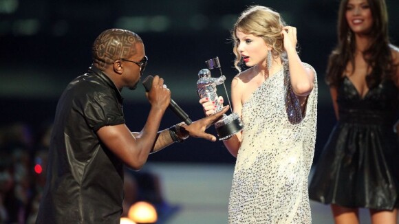 Áudio de Kanye West falando mal de Taylor Swift, em 2009, vaza na internet