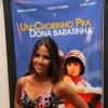 Pérola Faria foi prestigiar amigos que atuaram na peça 'Um Chorinho Pra Dona Baratinha'