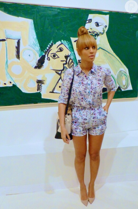 Beyoncé visita galeria de arte Art Basel, em Miami, nos Estados Unidos