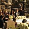 Sequência do enterro de Nicole (Marina Ruy Barbosa), em 'Amor à Vida', é gravado em cemitério do Rio de Janeiro, em agosto de 2013