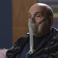 'I Love Paraisópolis': Dom Peppino se levanta da cadeira de rodas às escondidas