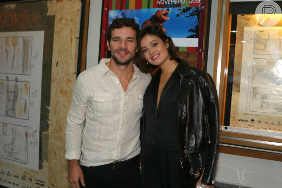 O casal foi assistir à estreia do filme 'Órfãos do Eldorado' em um cinema de São Paulo na noite desta segunda-feira, 2 de novembro de 2015