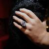 A cópia de cera de Jennifer Aniston tem um anel de noivado igualzinho ao seu