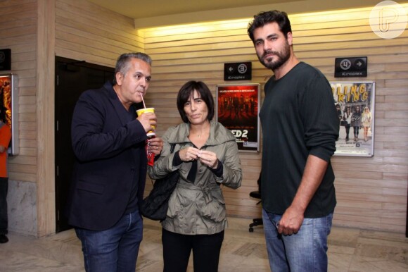 Gloria Pires, Orlando Morais e Thiago Lacerda conversam em sessão de cinema