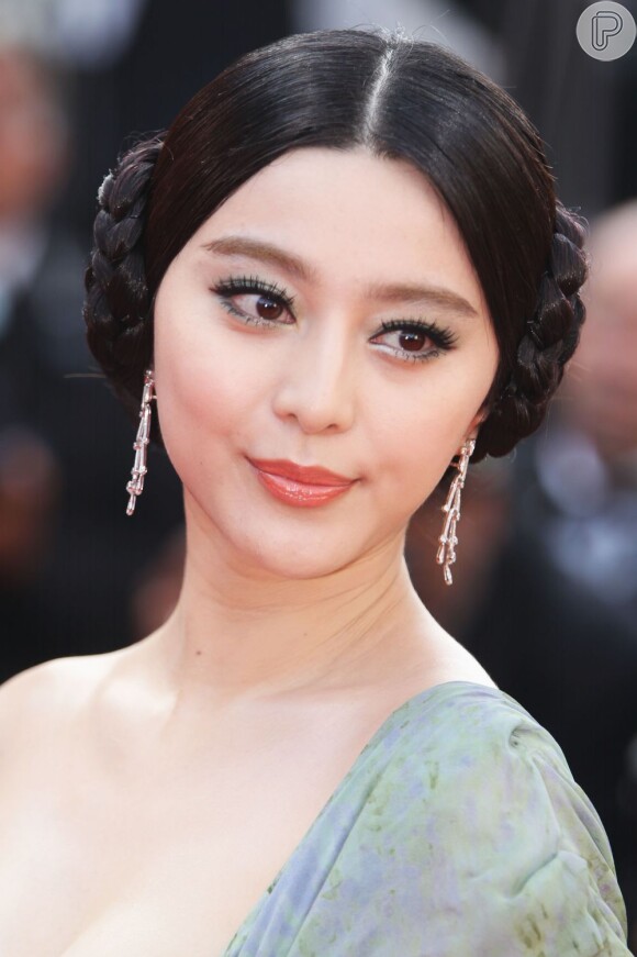 Fan Bing Bing, considerada uma das mais bonitas e mais ricas da China, exibiu um penteado inspirado na personagem Princesa Lea, do filme 'Star Wars' durante o Festival de Cannes, em 2010