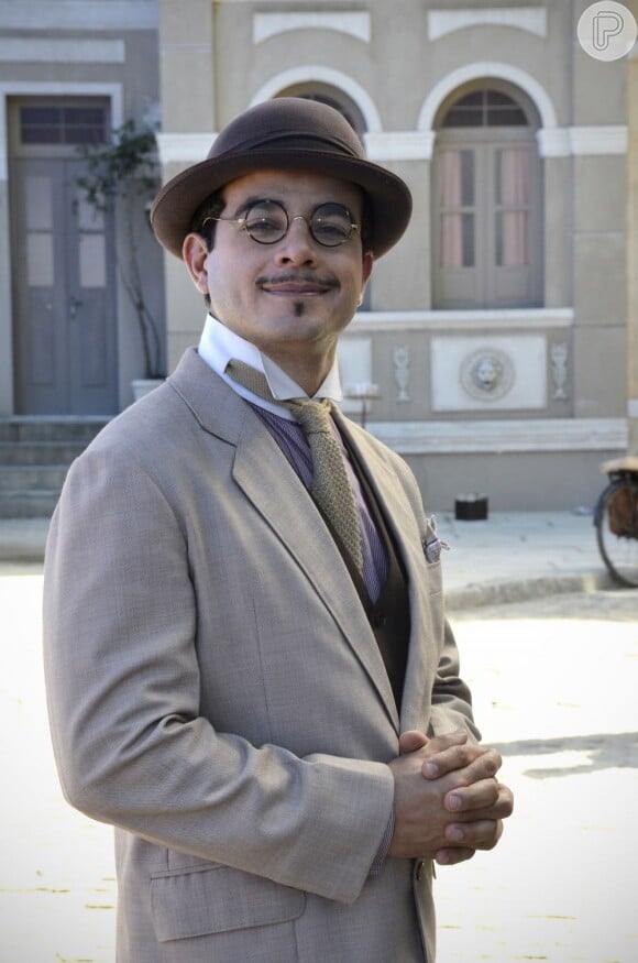 O último papel de Anderson Di Rizzi na televisão foi na novela 'Gabriela', como professor Josué