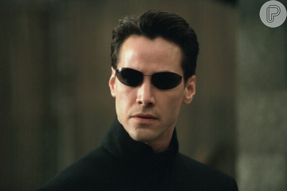 Keanu Reeves participou da trilogia de 'Matrix' e na série deu vida a Thomas Anderson, um líder na revolta social contra computadores