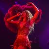 Beyoncé troca de roupa cerca de nove vezes durante as duas horas de show da 'The Mrs. Carter Show'. O nome da turnê é uma homenagem ao sobrenome do marido, o rapper Jay-Z