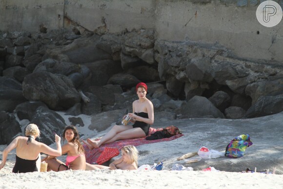 Em 2012, quando esteve no Rio, Florence foi à praia com um visual vintage