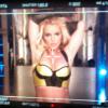 Britney Spears mostrou que o clipe de 'Working Bitch' ja foi gravado e ela volta a usar pouca roupa na produção