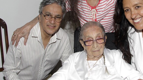 Caetano Veloso lembra aniversário de Dona Canô, que faria 106 anos: 'Era vida'