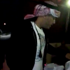 Wesley Safadão usa turbante árabe em visita a Dubai