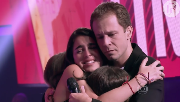 Tiago Leifert chorou durante o 'The Voice Kids' deste domingo, 21 de fevereiro de 2016