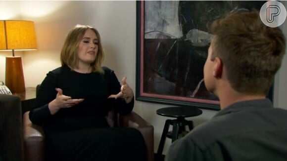 'Quando saí, eu pedi um hambúrguer duplo, batata-frita e ainda tomei uma cerveja quando cheguei ao hotel', contou Adele