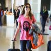 Fernanda Paes Leme investiu em camisa do canal de humor 'Porta dos Fundos' para viajar