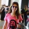 Fernanda Paes Leme aposta em look estiloso para embarcar em aeroporto no Rio de Janeiro, nesta quinta-feira (26)