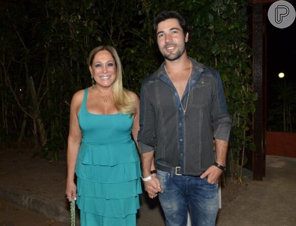 Susana Vieira é namorada de Sandro Pedroso, 41 anos mais novo que ela