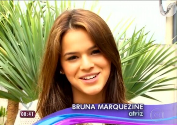 Bruna Marquezine fala sobre o namoro à distância com Neymar no 'Mais Você', em 4 de outubro de 2013