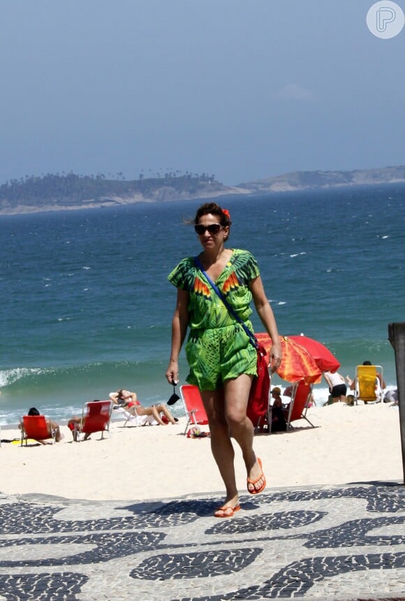 Um hobby de Totia é ir à praia, onde costuma ser flagrada em dias de sol no Rio de Janeiro