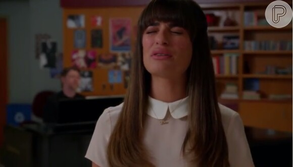 Lea Michele fica emocionada no episódio do tributo a Cory Monteith em 'Glee'