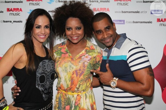 Adriana Bombom compareceu ao show do Harmonia do Samba em 14 de outubro de 2013