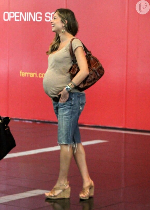 Grazi Massafera ficou grávida de sua primeira filha com Cauã em 2011
