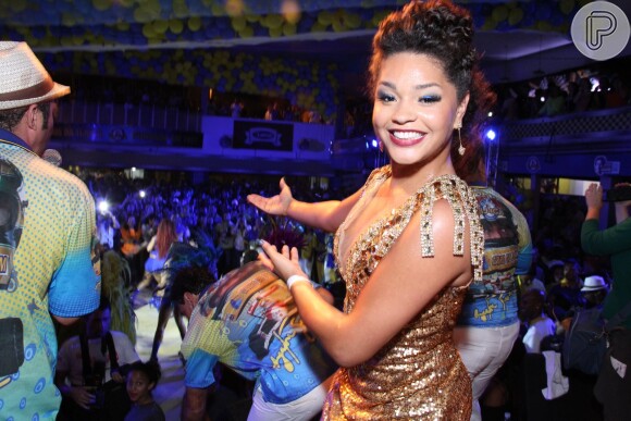 Juliana Alves participa da escolha do samba enredo da Unidos da Tijuca, no Rio de Janeiro, na madrugada de 20 de outubro de 2013