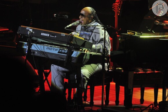 Stevie Wonder se apresentou para 450 mil pessoas em dezembro de 2012 em um show gratuito na praia de Copacabana