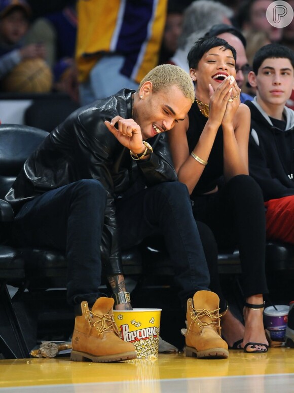 Rihanna e Chris Brown se divertem juntos