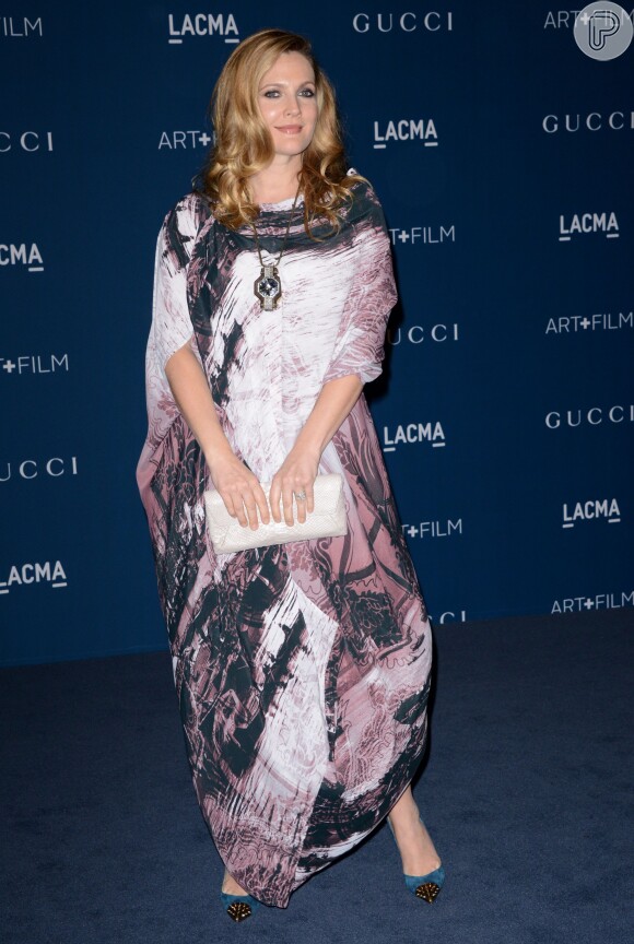 Drew Barrymore em evento de gala, em Los Angeles