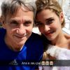 Matheus Mazzafera fez um registro em seu perfil do Snapchat exibindo Ana Beatriz Barros com seu pai, após a cerimônia