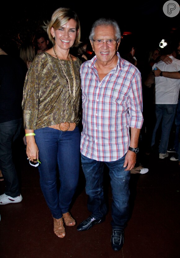 
Carlos Alberto de Nóbrega namorou com a ex-miss Brasil Jacqueline Meirelles

