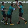 Wesley Safadão comemorando um gol com o time de Neymar