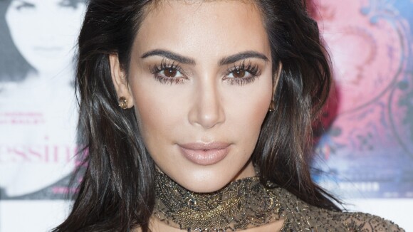 Kim Kardashian estrela capa da 'Forbes', com fortuna de R$ 169 milhões: 'Honra'