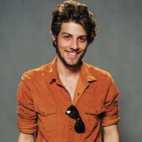 Chay Suede renova contrato com a TV Globo e engata três novelas até 2019