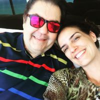 Faustão aparece abraçado à mulher, Luciana Cardoso, em viagem à Itália: 'Férias'