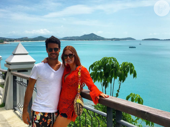 Marina Ruy Barbosa foi pedida em casamento pelo namorado, Xande Negrão, na Tailândia