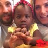 Bruno Gagliasso e Giovanna Ewbank adotaram a pequena Chissomo, de 3 anos, nascida no Malauí, na África