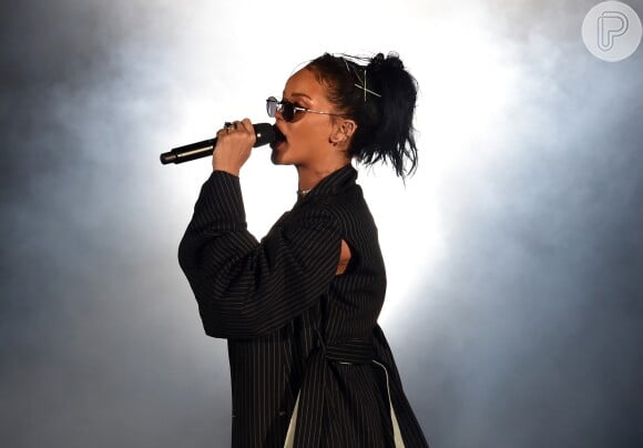 Rihanna cancelou o show que faria nesta sexta-feira, 15 de julho de 2016, em Nice, na França