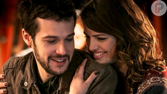 Na novela 'Haja Coração', Camila (Agatha Moreira) vai ter noite de amor com Giovanni (Jayme Matarazzo)