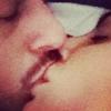 Cleo Pires publicou esta foto dando um beijinho em João Vicente no dia 21 de outubro, data em que os dois já estariam separados