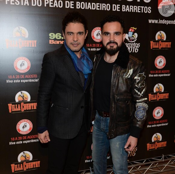 Zezé Di Camargo e Luciano receberam o título de 'Embaixadores da Festa de Peão de Barretos' na abertura do festival em São Paulo, nesta quarta-feira, 20 de julho de 2016