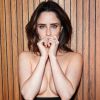 Fernanda Vasconcellos exibe boa forma em fotos sensuais: 'Confortável comigo'