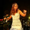 Carolina Dieckmann, Rodrigo Simas, Glória Maria e mais famosos prestigiaram a cantora, noite desta quinta-feira, 28 de julho de 2016