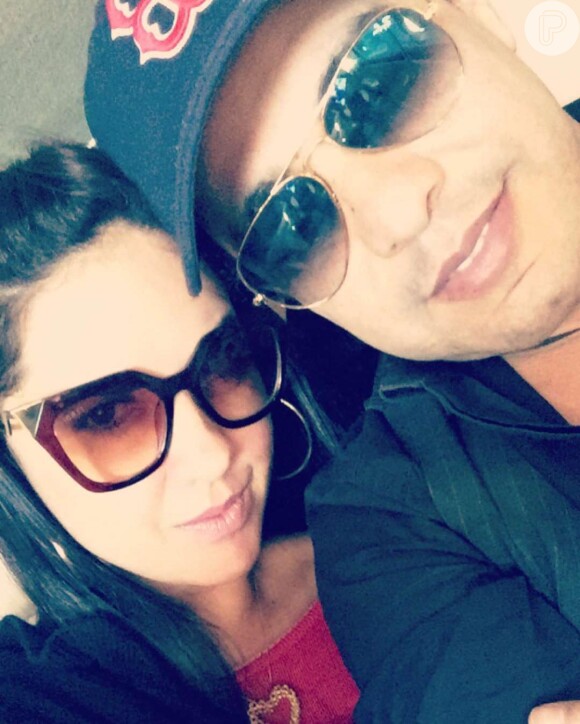 Irmão de Zezé Di Camargo elogia namorada do cantor: 'Cuida dele como ninguém'