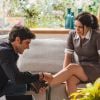 Felipe (Marcos Pitombo) leva Shirlei (Sabrina Petraglia) ao ortopedista e eles descobrem que o problema que ela tem na perna pode ser corrigido, na novela 'Haja Coração'